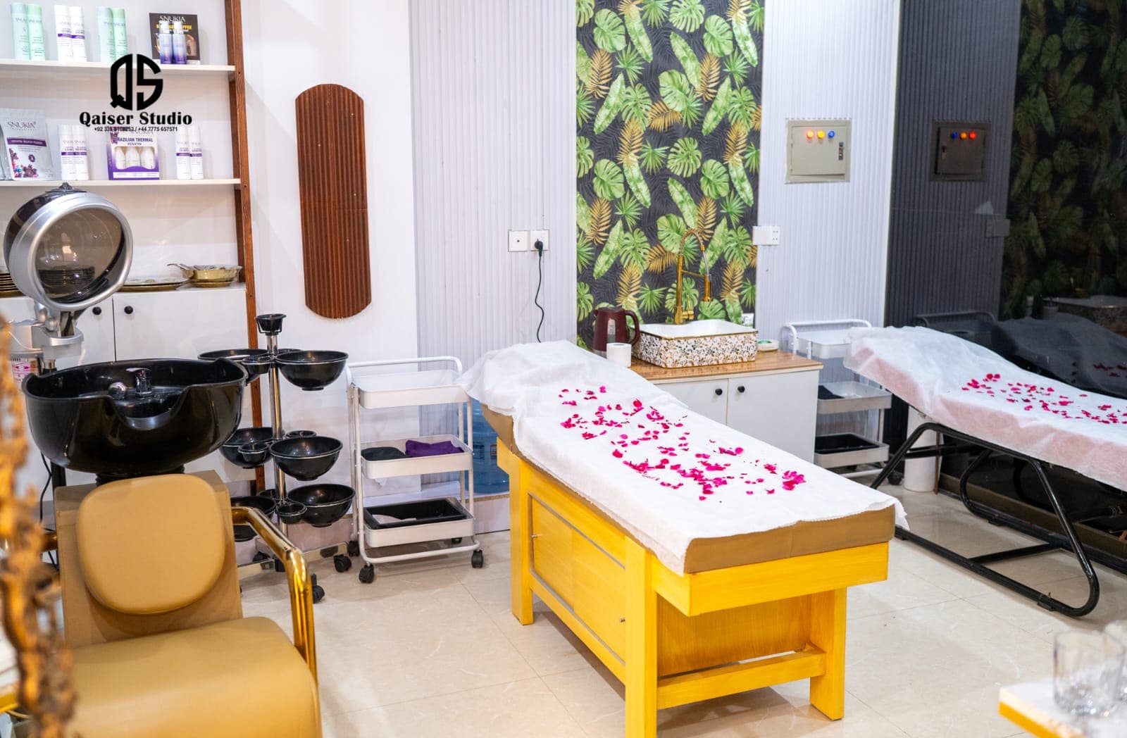 Decent Beauty Lounge hair wash station