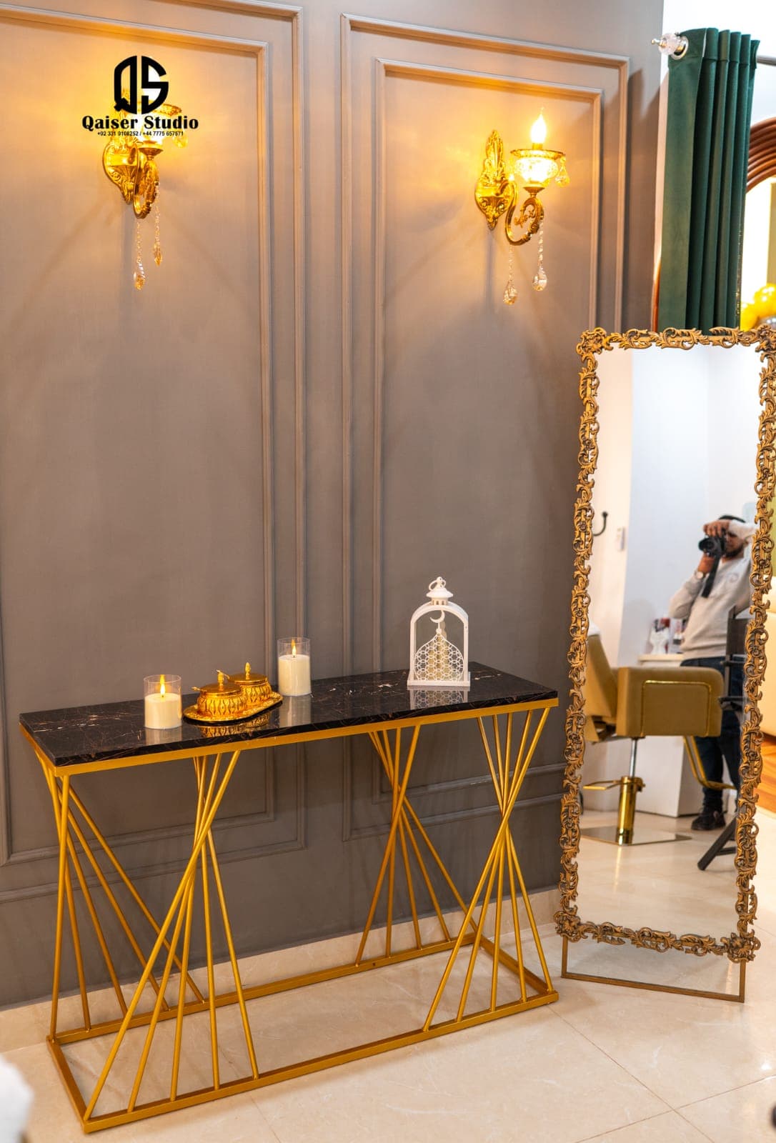 Decent Beauty Lounge luxury lighting